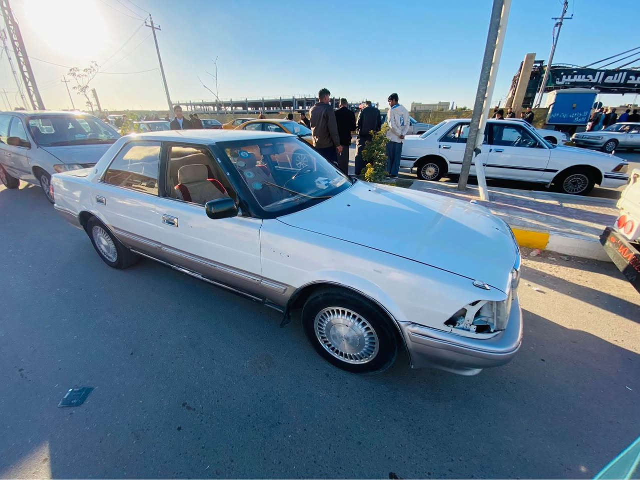 السلام عليكم سيدان 91هارتوب سياره شبه الجيده جاهزه من كلشي راعليها يريد مداور وبل الناصريه يمي 
السعر 42وبي مجال السياره لا عليها غرامات العوان الناصريه التضحيه 
الرقم *********** ناصرية, ذي قار
