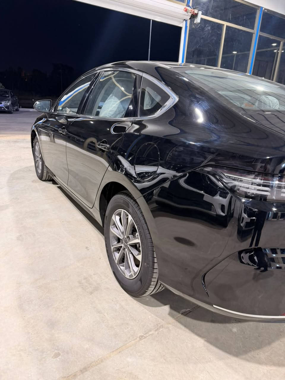 تهديكم شركة مبين كار لتجارة السيارات اطيب تحياتها ونود اعلامكم عن توفير 
BYD destroyer 05

انتبه السياره : هايبرد & بانزين & كهرباء🔥

اليكم التافصيل 

المواصفات 
⚫️خليجي 
⚫️زيرو
⚫️موديل 2025
⚫️حساسات خلفيه
⚫️حجم المحرك 1,5L
⚫️شاشه اصليه + دواره
⚫️كامره خلفيه
⚫️هند بريك كهرباء
⚫️اوتو هولد
⚫️مفتاح التشغيل بصمه
⚫️تحكمات مقود
⚫️مقول جلد حياكه 
⚫️دخول ذكي
⚫️اشاير بل مري
⚫️المقاعد جلد رياضي
⚫️اناره داخليه LED
⚫️لد امامي LED
⚫️بك لايت LED
⚫️قطعتين تبريد
⚫️كروس سرعة
⚫️حجم الاطار 16
⚫️مانع تزحلق

نتعامل❗️( بيع - شراء - مراوس )

عنوان الشركة📍..بغداد - معارض القناة النموذجية- قرب وزارة النقل 

اوقات الدوام جميع ايام الاسبوع 
من الـ10 صباحاً الى الـ10 مساءً  

للاستفسار يرجى الاتصال على الارقام الاتية ☎️:

☎️
عنوان الشركة 📍.. الموصل حي التأميم قرب محطة وقود التأميم

للاستفسار يرجى الاتصال على الارقام 
((***********))
((***********))

ولاتنسى اذا حبيت تستبدل سيارتك القديمه بسيارة جديدة يتوفر نظام الاستبدال بين القديم والجديد  وبخدمتكم
