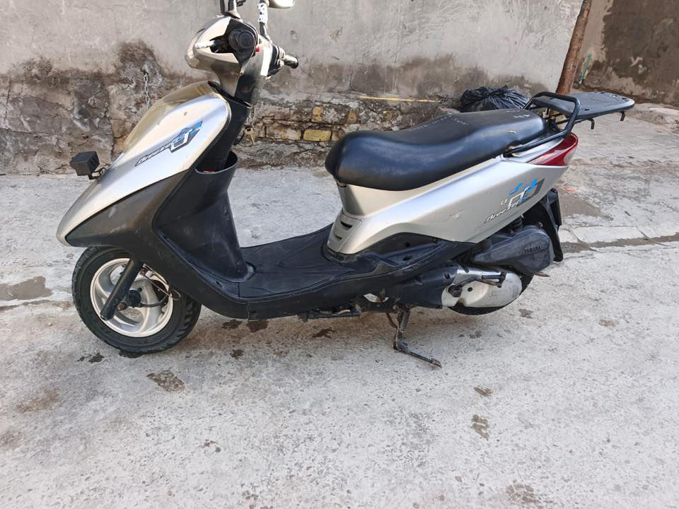 سلام عليكم دراجه فريز بشهر 12 ماخذيها رمبه  يعني صالها 3شهر كفاله عامه دراجه خير من الله كلجات رياضي  دراجه ربع ماتصرف عليها مكاني حي اور  سعر 750وبيها مجال /***********
