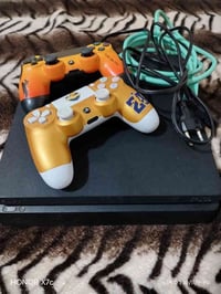 بلاي4 • ٥١٢جيجا • مع يد إضافية