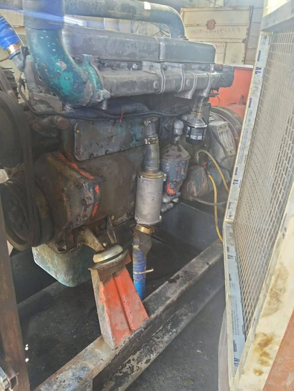 مولدة اسكانيا 113بم88جديد استندر كاطعة كرنك وتشتغل حالين راس التوليد 350كيفي ابيع هيج العنوان كوت انوار الصدر ***********  ***********٠
