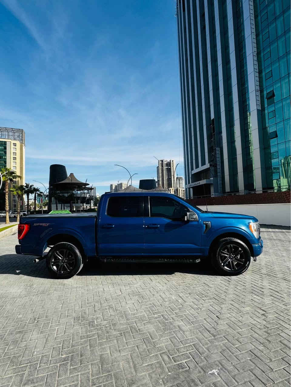 ford F150 2022 XLT clin
كردي و عوربي
فولي بي پانوراما ٦ پستونة 
سةيارةيةكي زور زور جوان و بي مةسروف مالي دوستة هيج كيشةيةكي كارةبايي و گير و مةكينةي نية هةموو شتيكي بةشةرتة سةنةوي و ژينگةي نوية  
سةيارةكة بة كلين داخيل بووة ليرة بستةك تحديل و بستةك كارتي هةية ارباك هةمووي بيلادي هي خويتي  دينار مةسروفي نية 
مواسةفات / ، ، تبريد مركزي ، فوليوم ، تحديدسرعة ،دةبل اكس  ، گير تةيارة ، شاشة گةورة ، كاميرا ، رادار پيش و پشتي ، كوشن كارةبايي ، بةسمة، كوشن هيتةر ،  ، زور مواسةفاتي تر ….. 
شوين هةولير 
‏Ⓜ️0750 369 9092 
كورك واتساب 
سحر     /    275$     مجال 

ford F150 XLT ٢٠٢٢ كلين 
فول بدون فتحة ٦ سلندر 
سيارة كلش حلوة بدون مصرف جاءزة 
كير محرك كهربائي كولة بشرت 
سيارة داخيل كلين من العراق صار بيها شبر تحديل بارد و شبر تكحيل بدون ارباك  
مواصفات 
تبريد مركزي ، فوليوم ، تحديدسرعة ،دةبل اكس  ، كير تيارة ، شاشة كبيرة ، كاميرا ، رادار امامي و خلفي  ، كشن كهربايي ، بصمة ، كشن هيتةر ،  ٦ سلندر محرك مرغوب، بعد بيها مواصفات هواية …..
مكان السيارة اربيل 
‏Ⓜ️0750 369 9092
كورك واتساب 
سعر     ((   ٢٧٥$    )) بيها مجال أربيل, العراق
