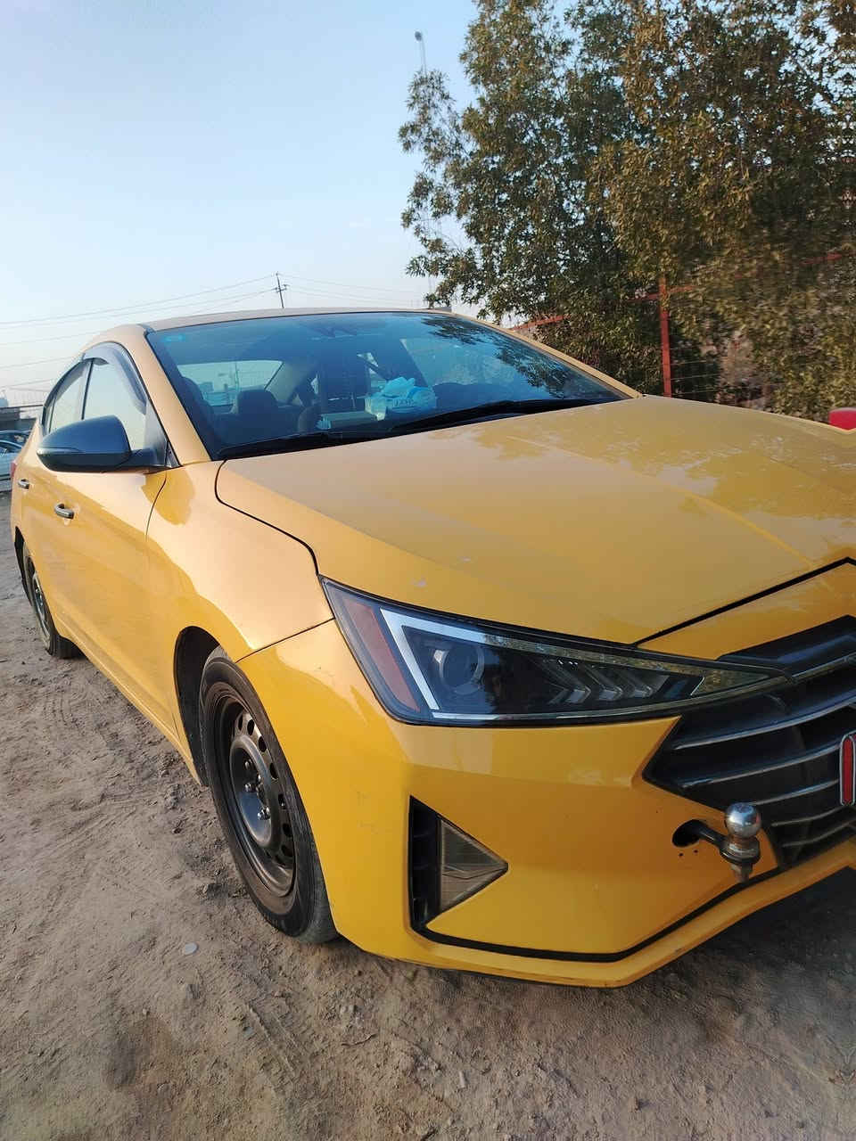 السلام عليكم من رخصت الادمن النترا وارد الكندي موديل ٢٠١٩حادثها بنيد وجاملغ الايمن ونفسهن مصلحات بدون دواخل وبدون اير باك مواصفات فتحه بصمه تحكم ستيرن السياره فول مواصفات السعر 120 وبيها مجال حك الجيه مكان السياره بغداد  ***********
