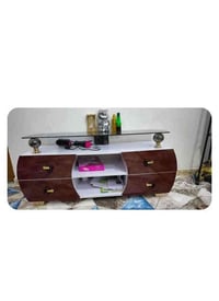 ميز تلفزيون • نظيف • ناصرية