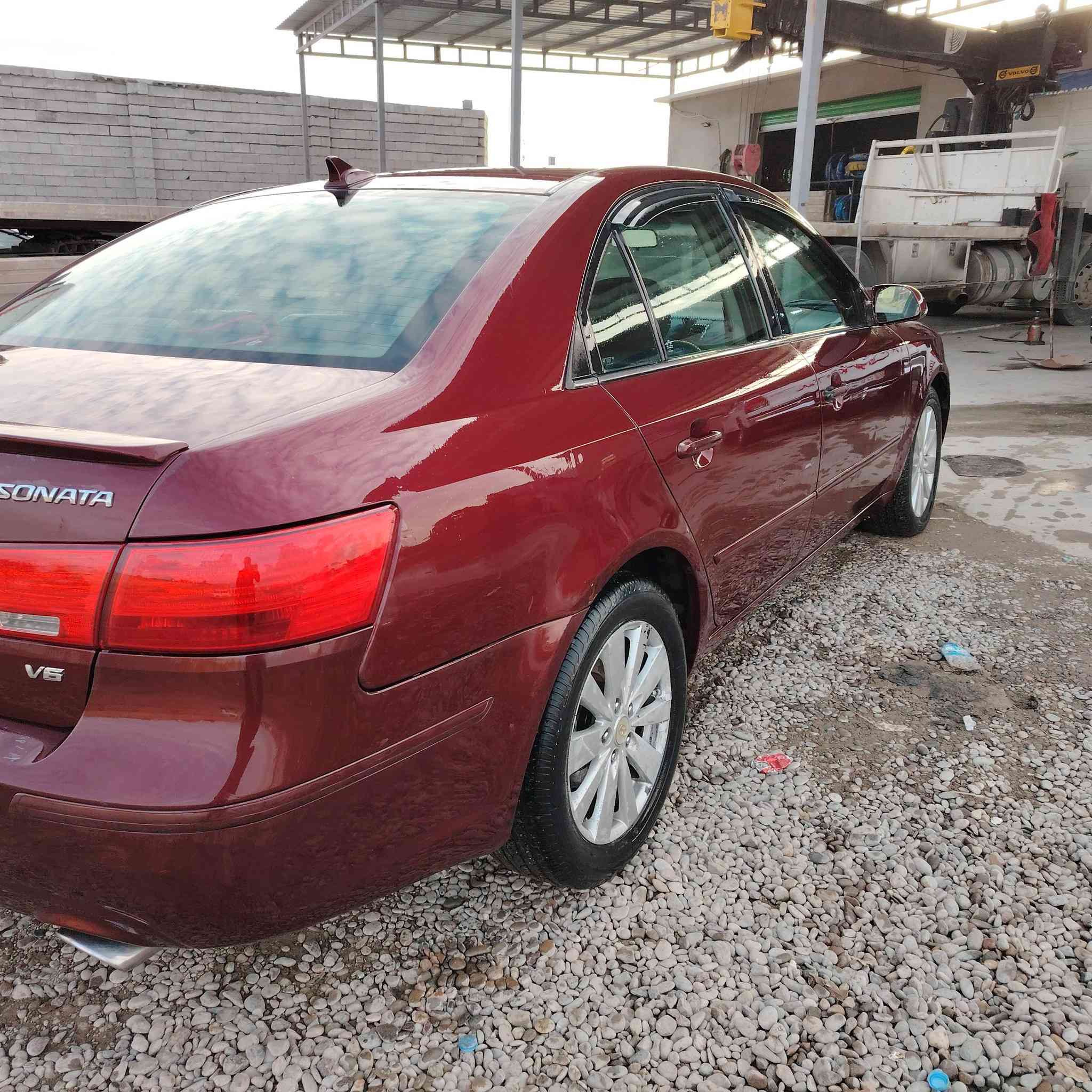 السلام عليكم سوناتا للبيع موديل 2010 محرك 6 كلين بدون صبغ رقم نينوى دولي السعر 125 وبيها مجال للاتصال على الرقم ***********
