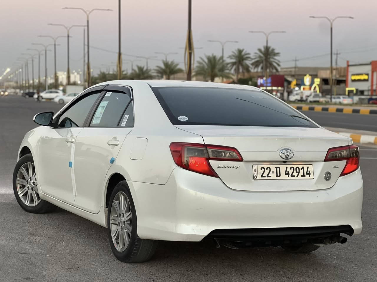 🚗 تويوتا كامري 2015
🌏 وارد خليجي GL
🔺معلومات السيارة
▪️ شاشة كبيرة
▪️ تبريد قطعتين
▪️ اللون صدفي
▪️ رقم شمالي
▪️ كفالة عامة
▪️ كير ومحرك مكفولات
▪️ صدر جديد
▪️ طخم تايرات
▪️ السبير منازل
🛠️ الضرر
▪️ بارد بالجاملغ الأمامي جهة السائق
▪️ بدون صبغ
📍 مكان السيارة
▪️ الفلوجة
💲سعر
💸 147$ وبيها مجال 
📱 رقم صاحب السيارة
***********
