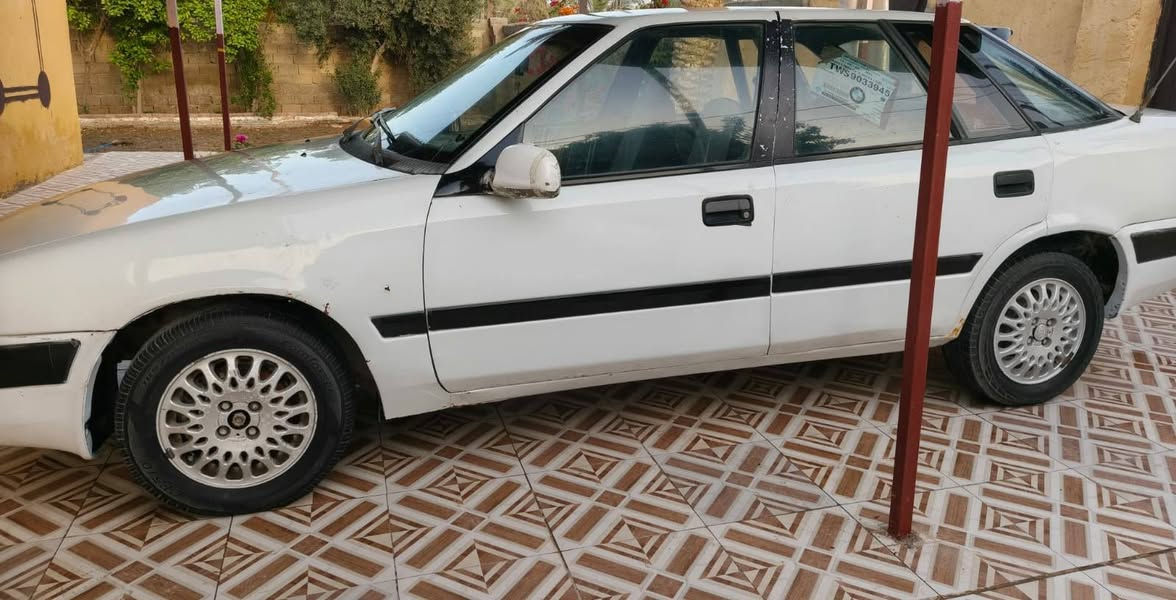 اسبرو موديل 96سنويه بأسمنه تنتهي2029رقم بغداد انكليزي محرك مسكر كير عادي جاهزه خير من الله مراوس بسيفيا نظيفه او بيع سعر 32مجال قليل 
***********

