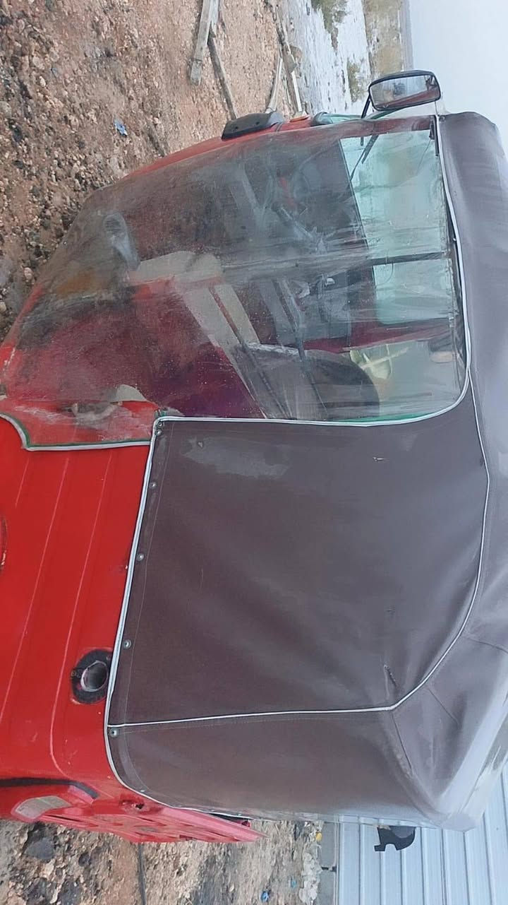 السلام عليكم تكتك للبيع 2018 رقم وسنويه ونضيف جاهزه من كلشي مكينه لا تبخير ولا تبخير   بسعر 4800 وبيها مجال بسيط اتصل وادلل
*********** تحويل ثاني يوم
