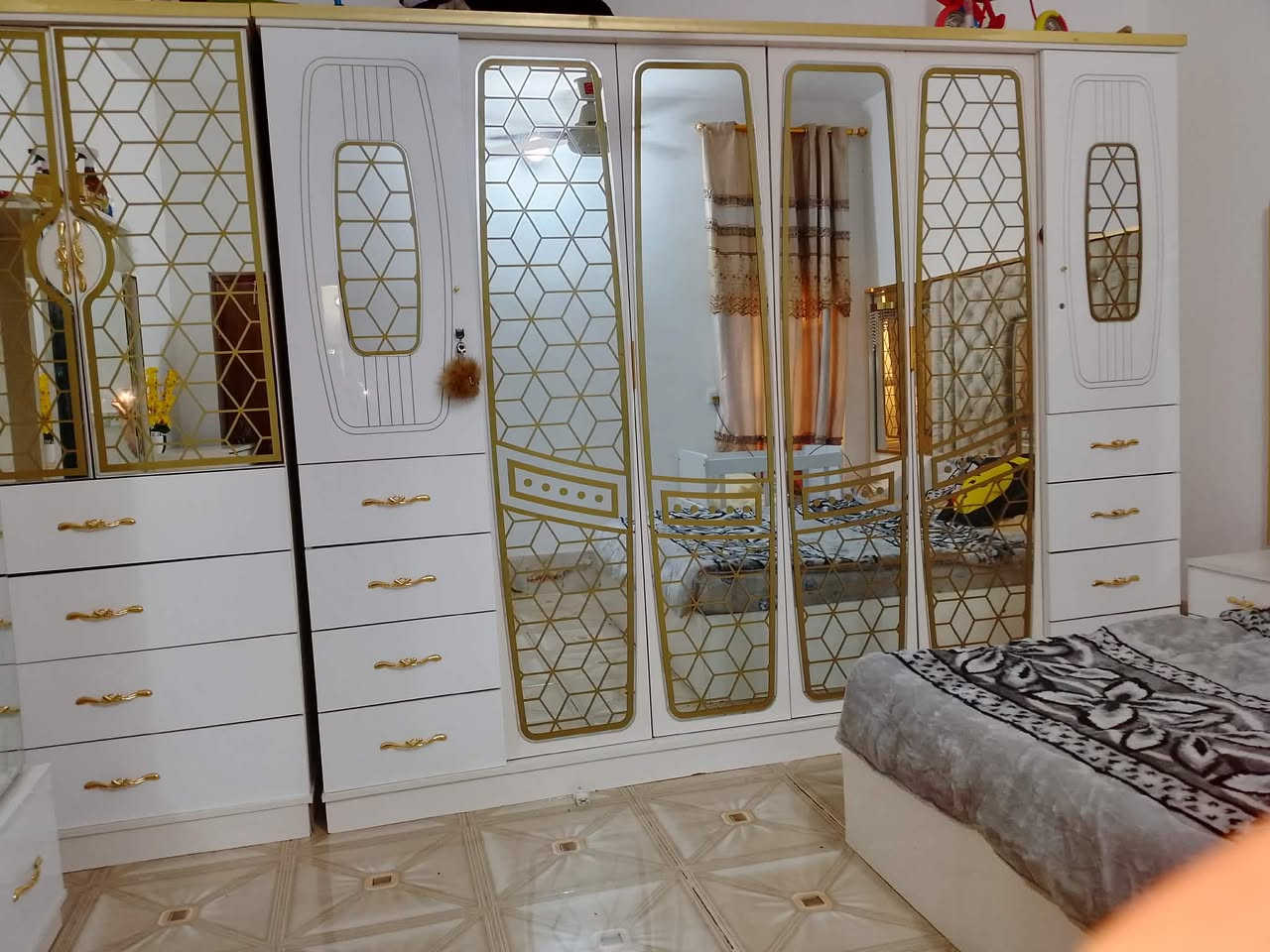 السلام عليكم غرفه تركيه ضخمة نظافته فول سعره ٨٠٠ وبيه مجال بسيط مكانه مناذره


**إذا كنت صاحب هذا الإعلان وتريد حذفه لأي سبب، رجاءا أرسل رسالة إلى الدعم الفني**