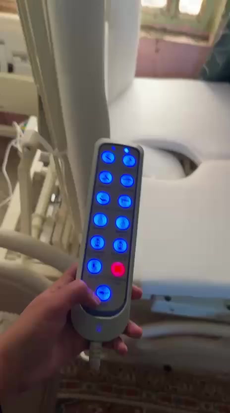 السلام عليكم ورحمه الله جربايه جديدة مستعمله بس يومين  سعره ١٣٠٠ سعر البيع مليون  كما موضح  كلشي متوفر بيه والتحريك عبر الريمونت  تشتغل كهرباء مولدة


**إذا كنت صاحب هذا الإعلان وتريد حذفه لأي سبب، رجاءا أرسل رسالة إلى الدعم الفني**