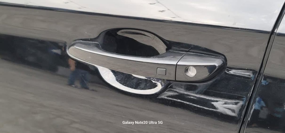 كونا 2023فول السياره ما عده الفتحه
مكينة 2000دوش
ماشية24 الف
كربلاء
١42 ورقة
الحادث موضح بالصور
***********
