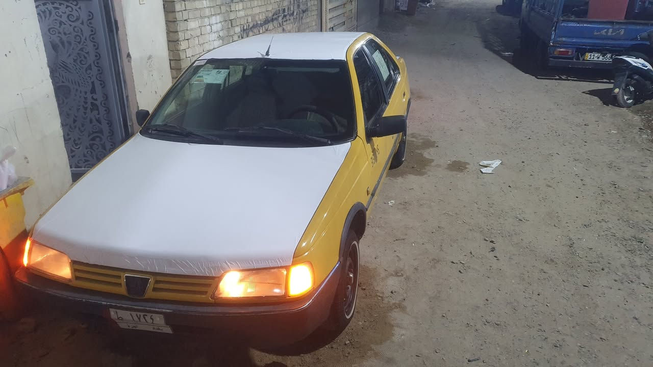 السلام عليكم..بيجو روى رقم بغداد  ٢٠٠٨ .سنويه صاقطه غير مصفره.هيئه .السياره بحاله جيده سياره بلاديه بدون ضربه بدون صبغ مكينه وكير بحاله جيده جدا تبريد شغال جميع الكهربائية شغاله اي غرامات مروريه يتحملها البائع .أما الهيئة عل المشتري.مكاني الامين الثانيه الاتصال وات ساب عل الرقم ***********..السعر ٢٠ وبيها مجال
