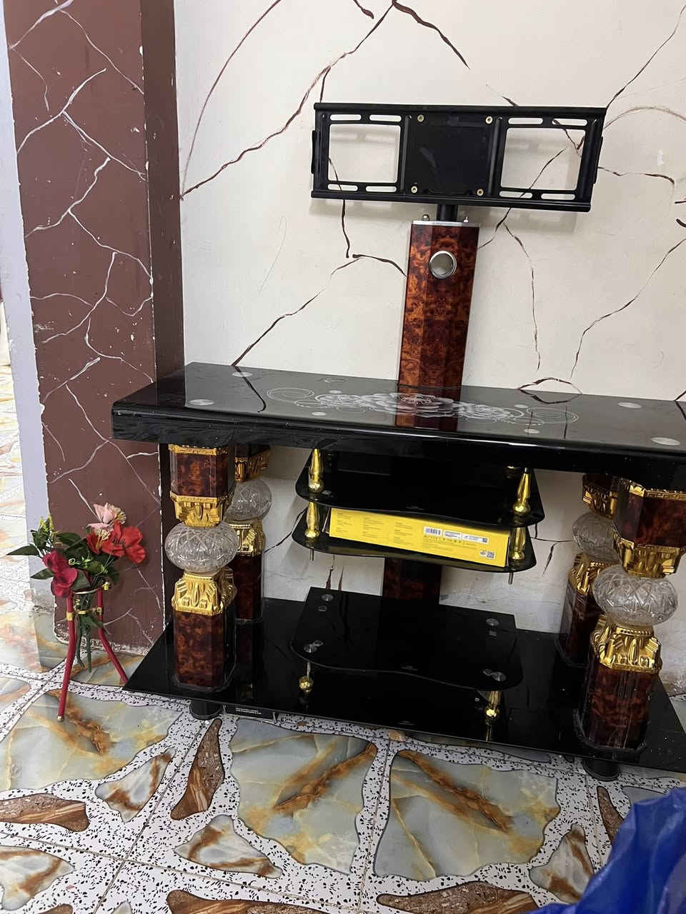 مبرده داخليه للبيع نضيفه بي كسر بسيط ١٢٥ بي مجال ميزة بلازما السعر ٣٥ بي مجال
***********/*********** اتصل
