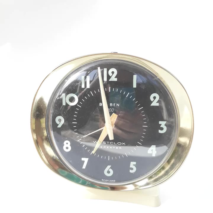 ساعة منضدية ستكلندية الصنع انتيكة تكويك  مع جرس عليها يخت بك بن الشهيرة ذات طول 12 سم و عرض 15 سم  

قطعة جميلة جدا 

مكفولة من اي عطل او خلل تعمل 100 % يوجد توصيل لكل محافظات العراق 

كما موضح في الصور و الفيديو 

السعر مباشرة على الخاص


**إذا كنت صاحب هذا الإعلان وتريد حذفه لأي سبب، رجاءا أرسل رسالة إلى الدعم الفني**