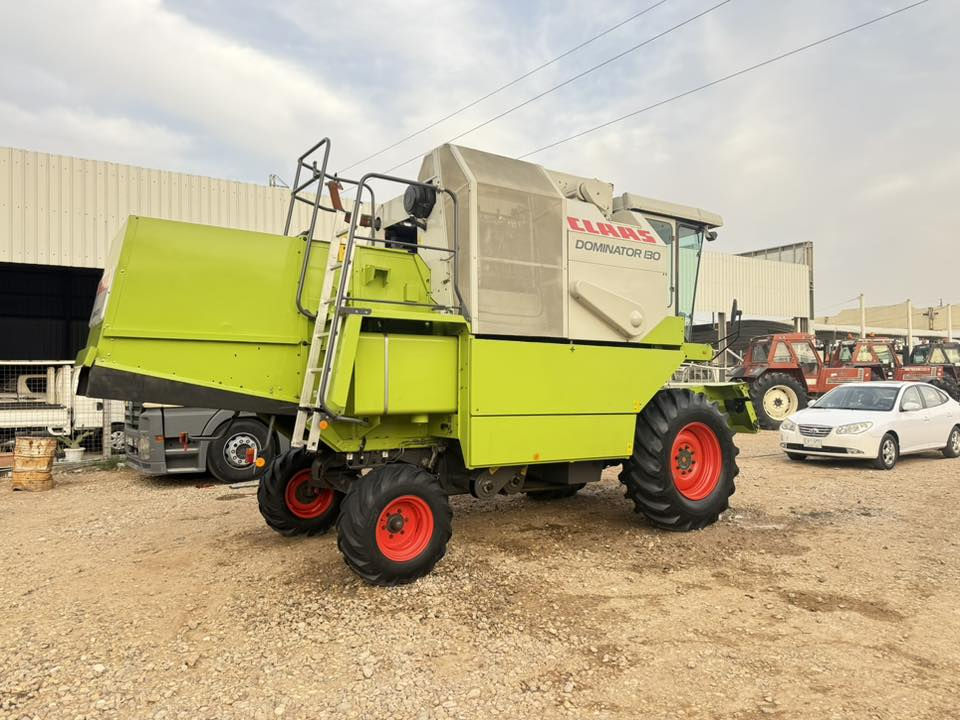 بسم الله الرحمن الرحيم 
البيع حاصده كلاص موديل(2018 )جديد جد على وضع الشركة 
رقم انبار السنفسار(***********)واسط الزبيدية ￼
