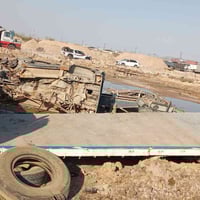 سطحة هينو طول سته وربع بليت جكر  طراحيات جنل ثقيل  للاستفسار 078232595...