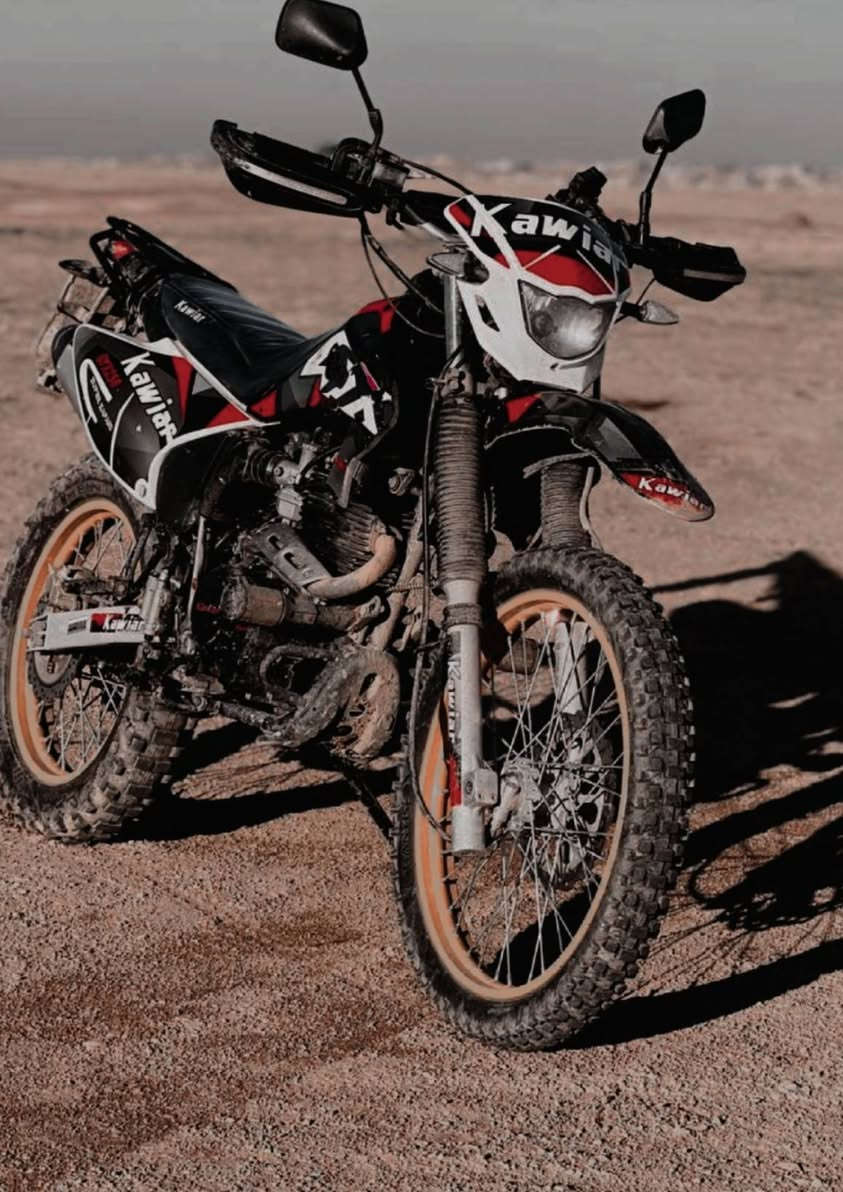 للبيع قفاز موديل (2025 ) حجم المحرك (250) كلو شرط ابلادي مكفول كفاله عامه سعره( مليون 200 )وبي مجال ***********
