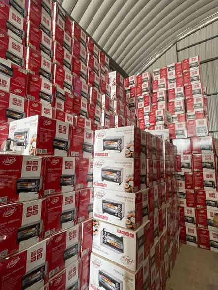 عندي كميه كبيره اوفن اسباني جديد ستندر
سعر مناسب 
اي شخص مهتم يتواصل مباشر 
*********** عبدالله 
بصره تنومه
