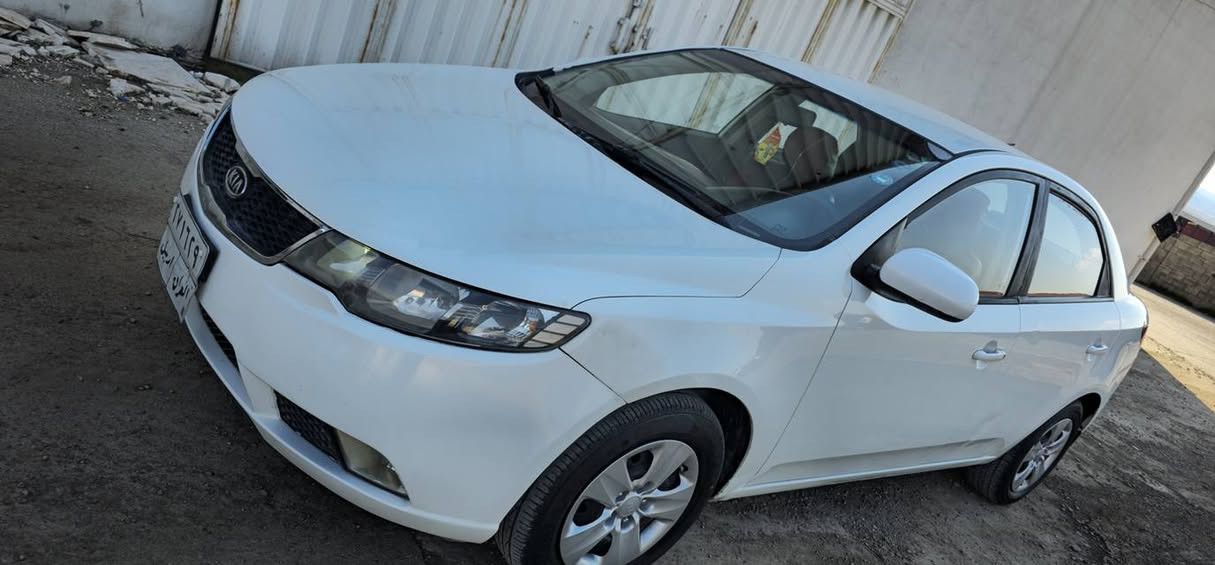 ***********يان*********** كيا سيراتو كيرتوماتيك ٢٠١٠به شه رتي كيرو مه كينه وته حويل و خه رامه وجوار تايه ي تازه بي ته قه و ره قه ديناري مه سره في نيه جوار جوارجام كاره باي ته بريدي ساردبه وكه رم به شه رت بي ده عم و ليدراو بيش و دواي كه بسه دوبست بوياخ سونه ره كه م داناو ه شاشه كاميرا يه مالي دوسته ٨٧كه لاو مه جاليكه كه م تكا يه موشتەریت تل كه ***********يان*********** السليمانية, العراق
