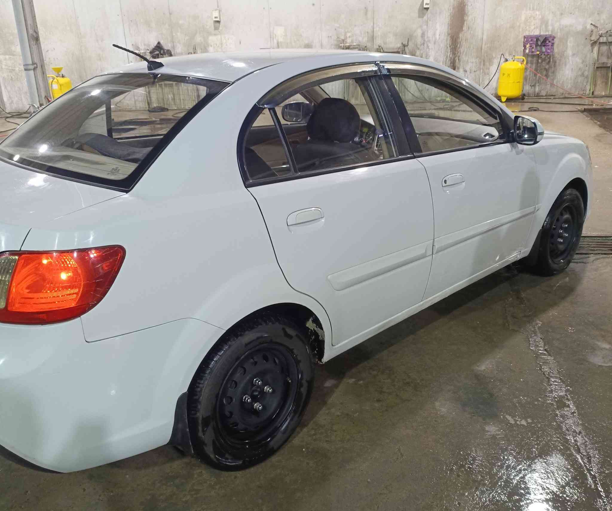 اسلام عليكم
كيا ريو 2011 خليجي محرك 1600 اوتماتيك سليمانيه باسمي تريد تحويل او وكاله ماشيه 104 حقيقي
-محرك كير جديد 💯
-تدفئه وتبريد ثلج 💯
-صدر امامي خلفي 💯
-شاشه وكامره ڤلبس اصليه 💯
-تخم تاير وباتري جديد 💯
-اشاير بالمري غرفه وكهربائيات ولا غلطه 💯
-كشنات مدوشمه بالكامل 💯
-ادامه كامله مسويلهه 💯
بيهه طخة بسيطه بالجاملغ الامامي ومصبوغ وشويه بالبنيد  مباوك اللون بدون دواخل سياره جديده مامتعوبه ماناقصهه برغي احلى من الصور رايدهه 93$ وبيهه مجال حك الجيه الشراي والتعجبه يتصل ***********📞 السوك كلشي بي والماتعجبه يكلب المنشور ويلكي الاحسن يارب
