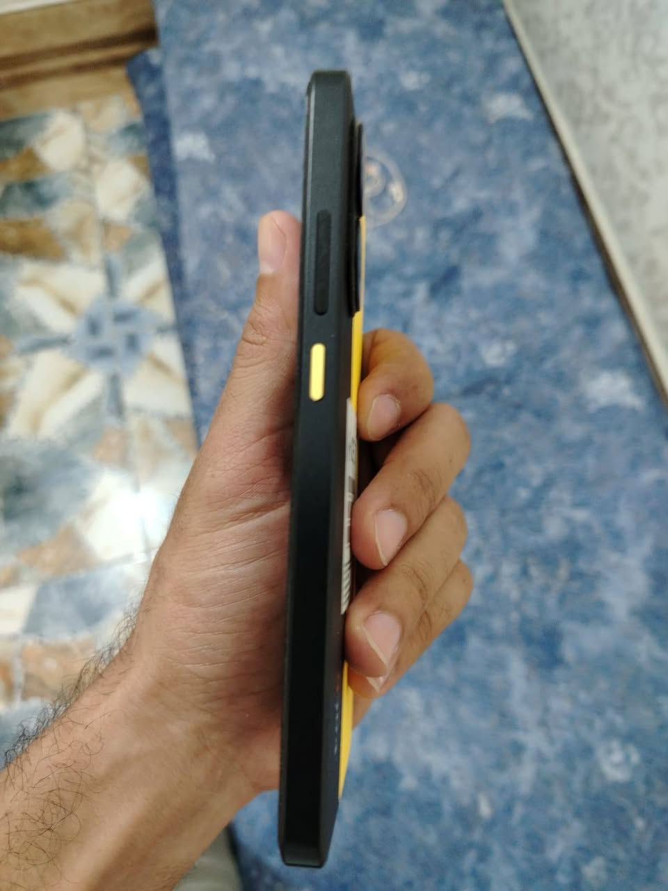 السلام عليكم 
جهاز بوكو x7برو جهاز كلش نظيف اخو الجديد بطاريته 99 
يشغل 120فريم ببجي مع شاحنه اصليه 90واط وسماعات اصليه  يدعم گيم تربو صدك جهاز مال جناي مكاني الفلوجه السعر خاص  ***********
