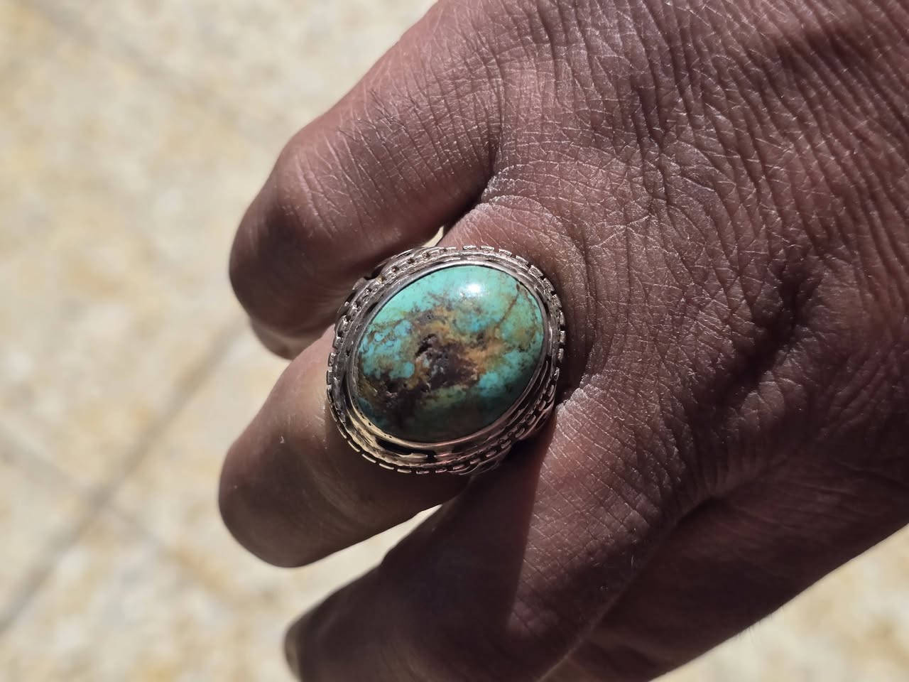 سلام عليكم رضوي نيشابوري اصلي صياغة ثقيله قديم جدا الرد على الخاص مكان مدينة الصدر توصيل ماعندي


**إذا كنت صاحب هذا الإعلان وتريد حذفه لأي سبب، رجاءا أرسل رسالة إلى الدعم الفني**