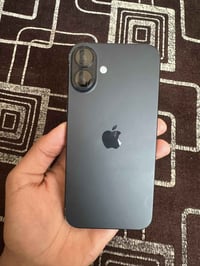 ايفون ١٦ كامرتين بلاص ذاكرة ١٢٨  بطارية ٩٠ مبدل شاشة  بدون ملحقات  ٦٥٠...