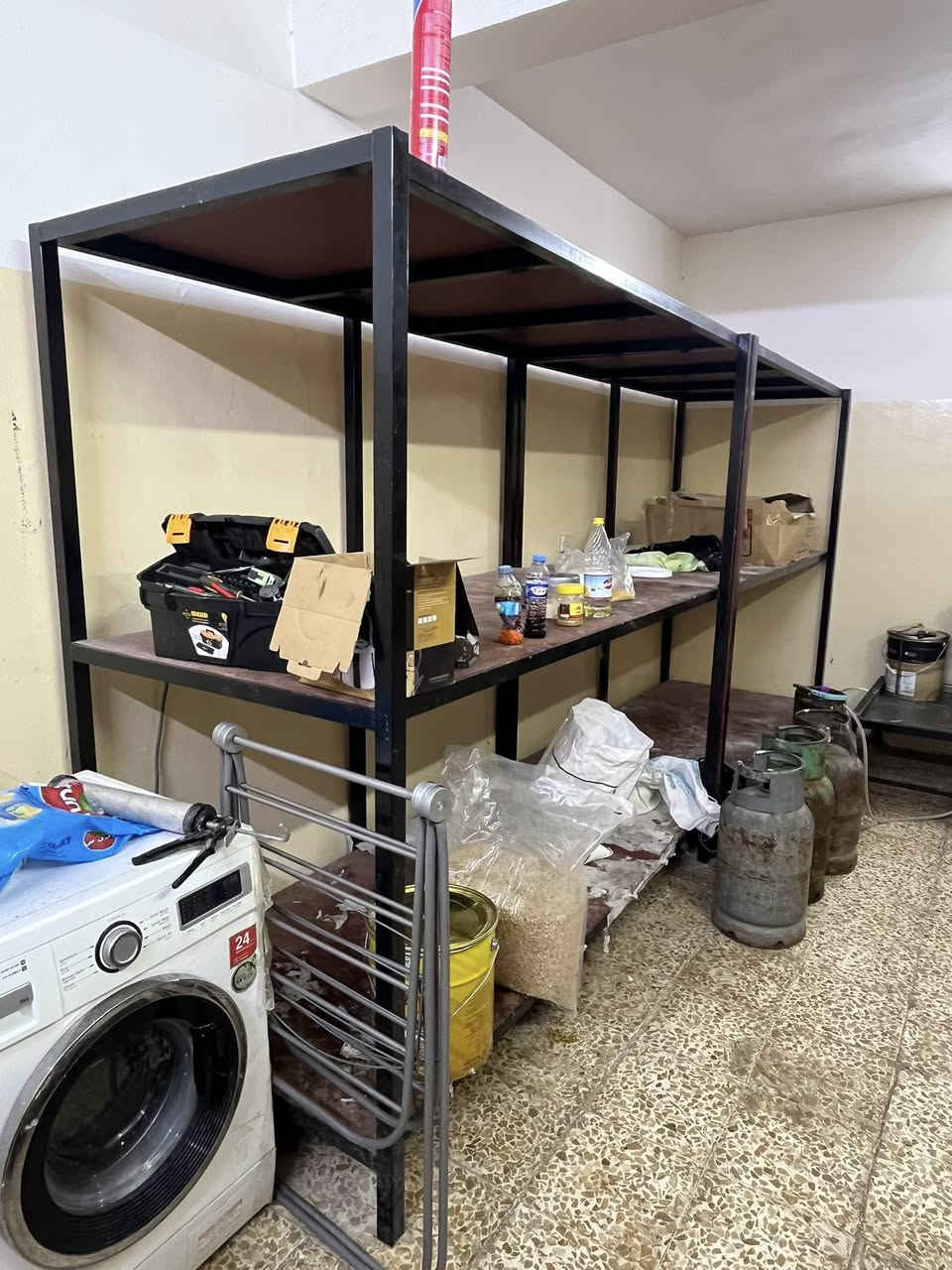 اكثر من ميز للبيع للاستفسار
***********
العنوان - موصل
