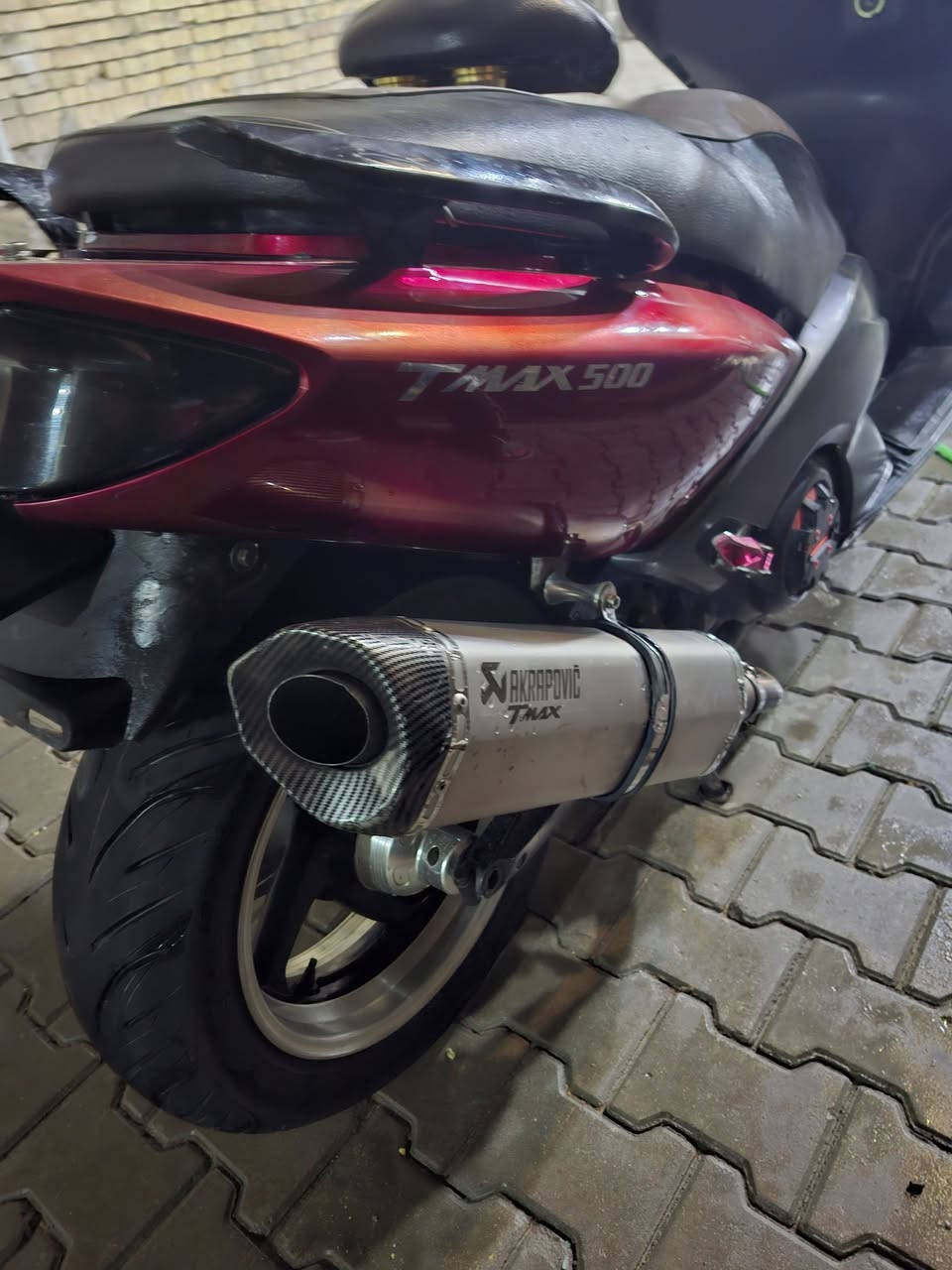 *********** مكينه مفتوحه وبيها خربطه السعر مليونين و٢٠٠
