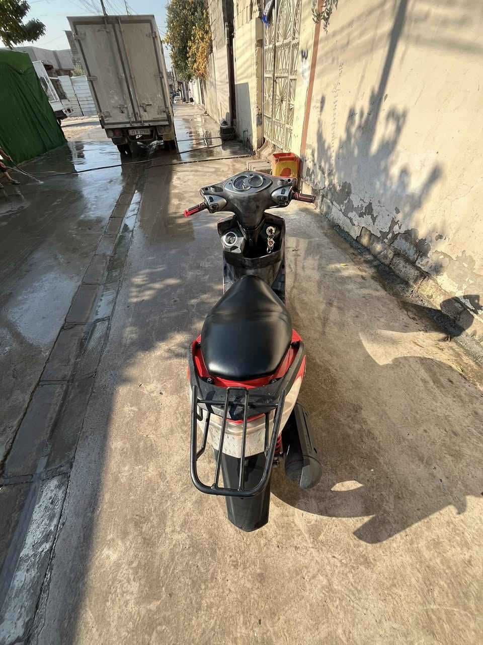 سكنس فحل للبيع
دراجه كامله مايعوزها كلشي 
فقط كيج السرعه طافي ينرادله تصليح
للمراسله والاستفسار واتساب ***********
