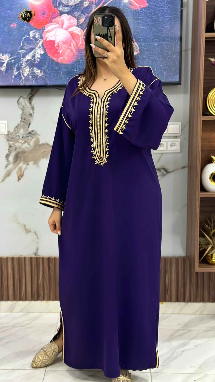 🟠🌹 *جديد  new* 🌹🟠

🟤قفطان بفصالة مثالية  للافراح و المناسبات 🎊
🟠مخدوم بثوب كريب سامبل 👑 من النوع الممتاز رطب و طايح 💯🥇💐
🟤مخدوم بالطرز كاطفيل و بالسفيفة أصلية دوبل ✨ بجودة و مخدوم بالقيطان  💎  
🟠متوفر بألوان رائعة ابتداءا من الغد 

🟤المقاسات:  
   L. XL . XXL. 3XL . 4XL

🟠الثمن:   230 درهم
التوصيل مجانا تطوان, المغرب


**إذا كنت صاحب هذا الإعلان وتريد حذفه لأي سبب، رجاءا أرسل رسالة إلى الدعم الفني**