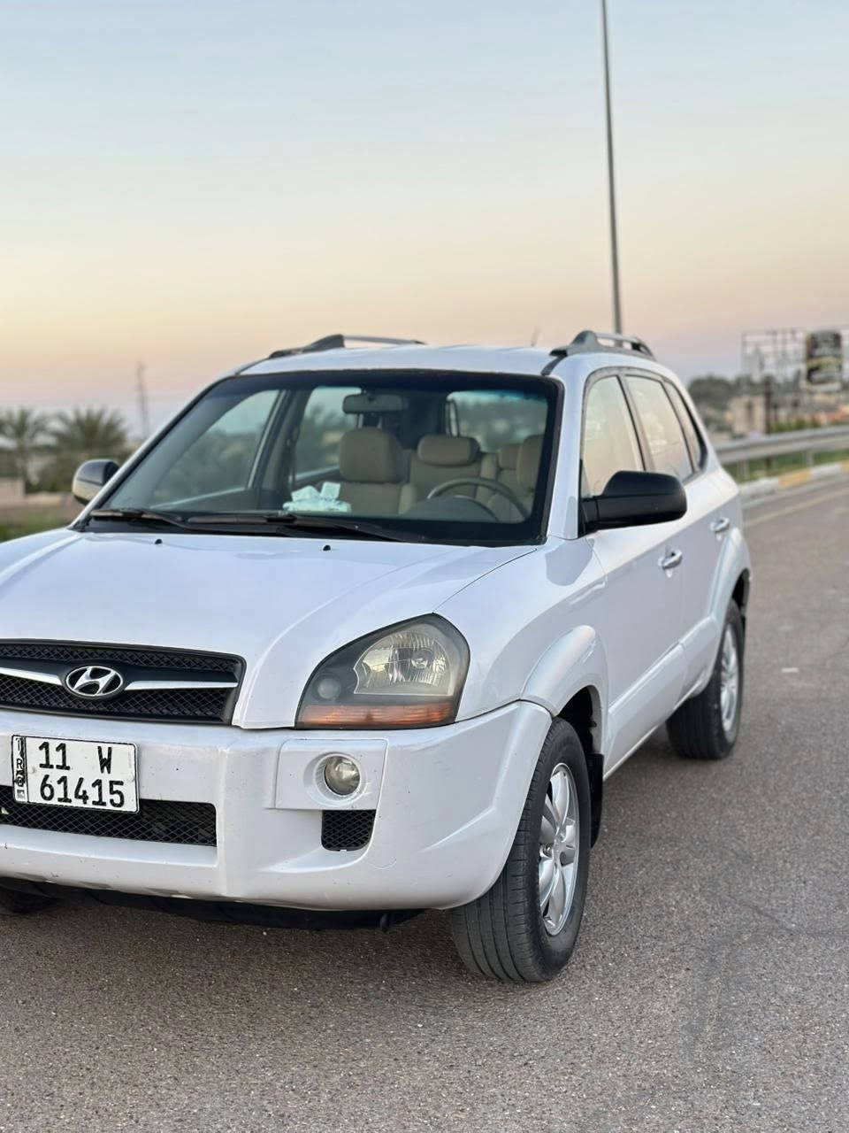 بسبب الوعود الكاذبه
بــسم الله الرحــمن الرحيـم

للبيع أو المراوسـ 

توســان 2010 خلـيجيـ 

رقـم بغـداد تحـويل ثـاني يــوم 

محـرك 2000 لاتـنقيص ولاتبــخير 

كـير كفالــه 

تــايرات امامي خلـًفي جـــديد 

صــدر امــامي خلــفي جديــد 

مكـفوله بيـه فقـط كرتات بل قماره حك اصبع تشليع صـبغ فقط

الــسياره مانـاقصه شــي 

ماشــيه 134 حقــيقي 

فورويل 

مكــان السـياره 

صلاح الديــن الضلــوعية. 

***********

السعر مناسب
