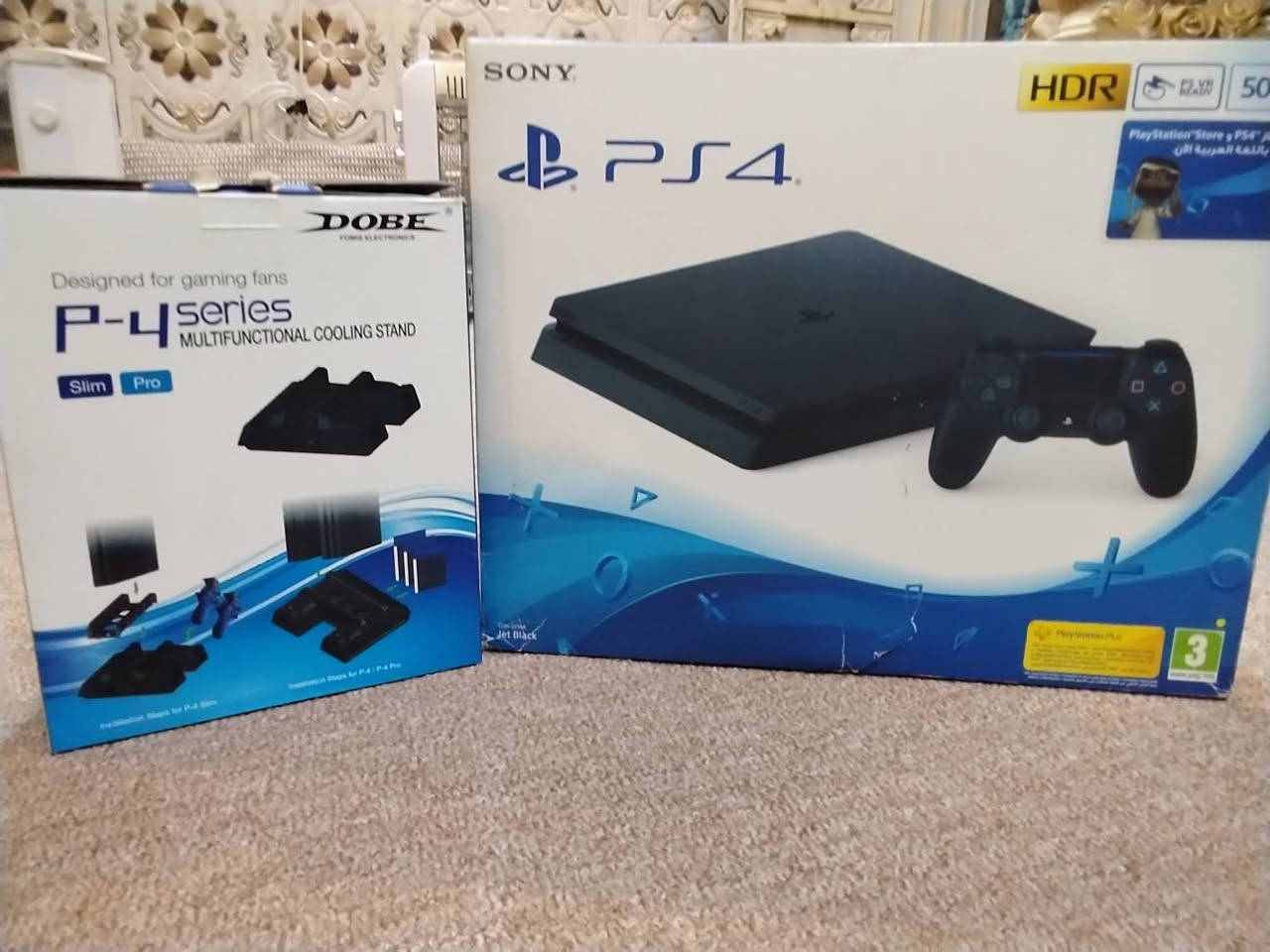 Ps4 للبيع بحالة ممتازة جداً هارد 500مع الملحقات 
السعر 250 
واتساب *********** السماوا, المثنى
