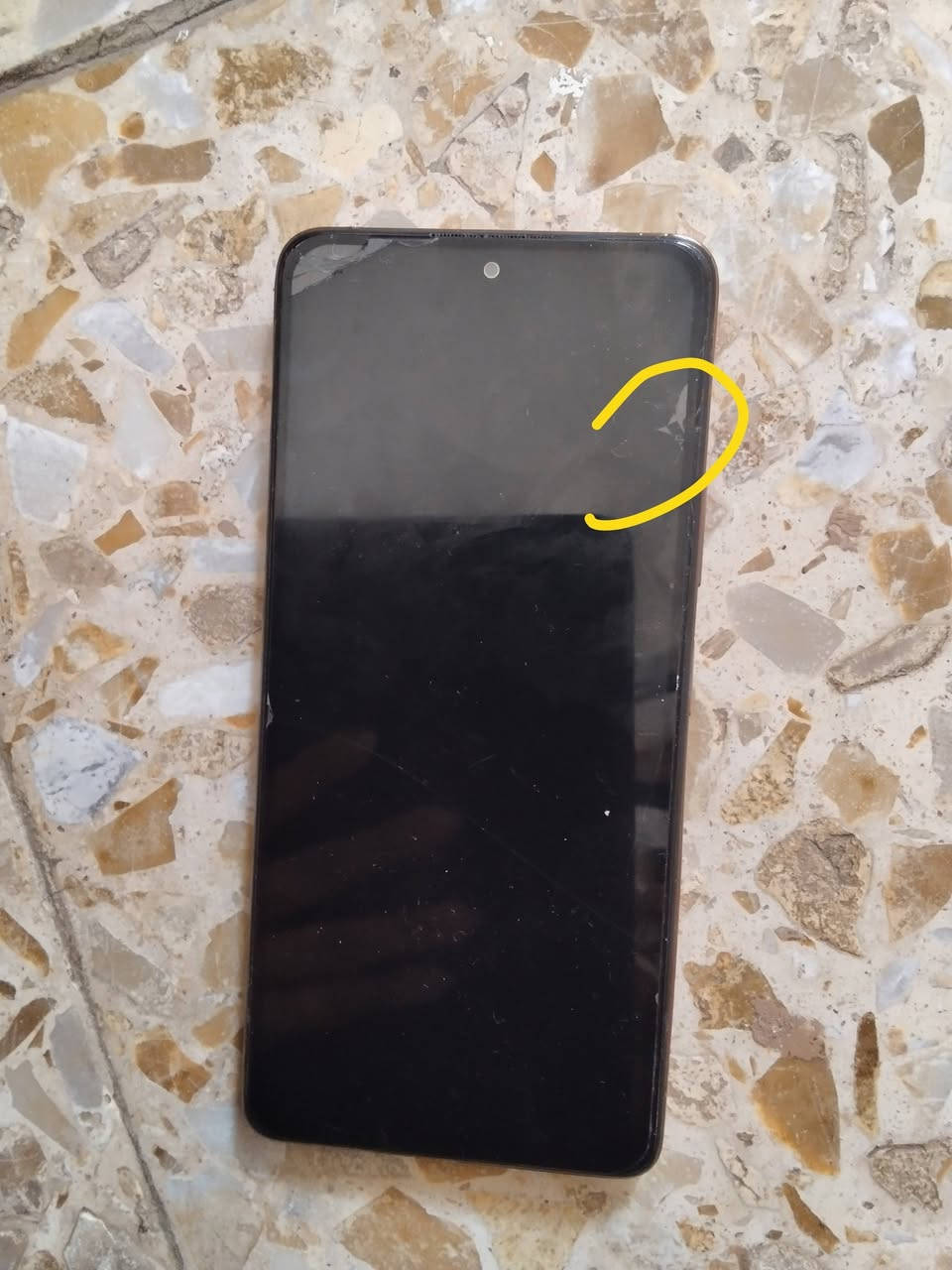 جهاز للبيع سعره 100 فقط الكرستاله مكسوره والشاشه الي مأشر عليها بلاصفر شويا مكسوره مابي شي نضيف مكان ديوانية فقط الشراي يدخل خاص


**إذا كنت صاحب هذا الإعلان وتريد حذفه لأي سبب، رجاءا أرسل رسالة إلى الدعم الفني**