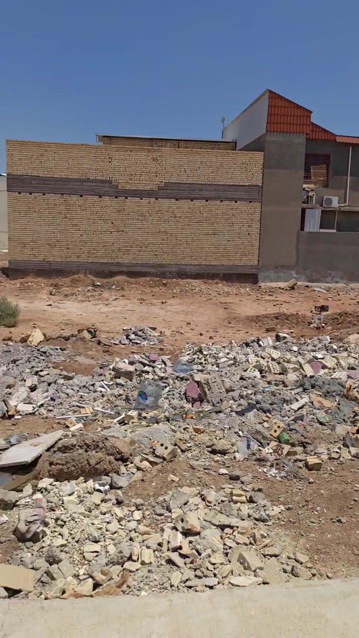 للبيع نصف قطعه أرض طابو صرف
تفاصيل كامله داخل الفديو ***********
***********
