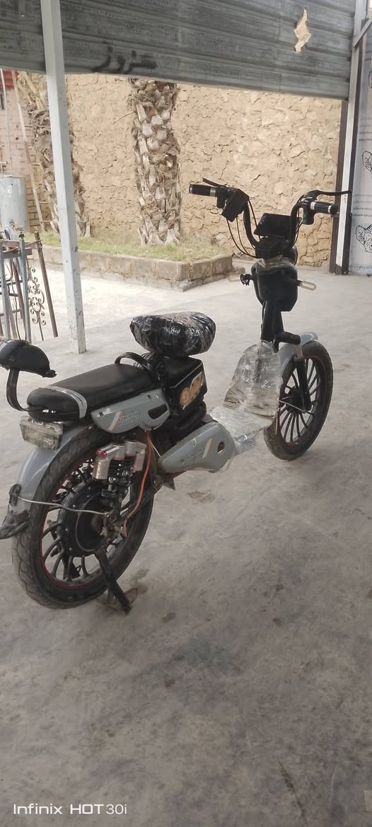 السلام عليكم 
موطور شحن البيع! 
2024
بطاريت جديده 
سرعه 99
نضافتوو 80بل100
لايت. 
شارات كلهه 
شغاله.. 
الرقم ‏‪***********‬‏
