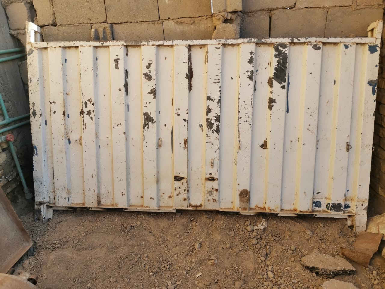 السلام عليكم  اخوان   رقم تلفون ***********
متوفر عندي دناكير بلاديات بنز 3 دناكير حجم 13مال عربانة اوربية 
متوفر عندي صدر عربانة اوربية بلادي ونظيف
متوفر عندي توانكي كاز واحد 280 لتر  واحد 300 لتر 
متوفر عندي سبرنكات عربانة تسكام 4 ربطات 
متوفر عندي كير ابو الحصيرة حجم 181
متوفر صينية جوسك  
العنوان المثنى مدينة الرميثة ***********
