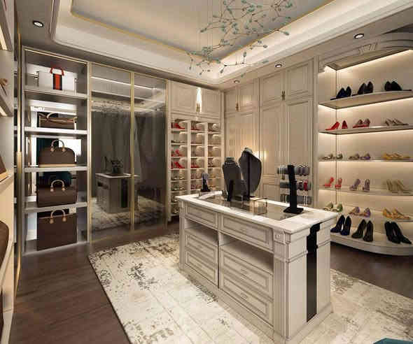 خزانة الملابس
خزانة الملابس مرفق جدا مهم داخل الدار ويعتمد نوعها على مساحة الدار وموقعه وطبيعة حياة اصحاب الدار
1_الخزانه المفتوحه
 تناسب الدور اللي مساحتها اكبر من 250 م2 ،فوائدها تعرض الملابس بطريقه انيقه ومنظمه ما تحتاج الى تغيير نوع الملابس حسب الفصول ،مكان واسع لتغيير الملابس ويمكن فرش الارضيه وعرض الاكسسوارات و التحف والمزهريات  بطريقه انيقه حسب ذوق صاحب الدار.
لكن معظم الاحيان تكون غير عمليه خصوصا في محافظة البصره بسبب الغبار والرطوبه،تعرض الملابس والاكسسوارات لهم ممكن يسبب اتساخهم المستمر والتلف.
2_مخزن الملابس والحقائب 
هذا النوع يناسب الدور اللي مساحتها 100_ 250 م2 ،جدا عملي ممكن تخزن به الملابس داخل حقائب كبيره ومنظمه تترتب على رفوف او داخل خزانات اكبر ،تبقى محفوظه بعيدا عن الاتربه والرطوبه ،ممكن الاستغناء عن فرش الارضيات وتزيين الغرفه،ممكن استخدامها لخزن كل ما يمكن خزنه من مواد تموينيه،افرشه وغيرها 
3_ مخزن المطبخ 
هذا النوع جدا ضروري لكل الدور مهما كانت مساحة الدار،يكون جزء من المطبخ مفصول او متصل بمدخل ،يحفظ به جميع المواد التموينيه ومواد وادوات التنظيف والاواني بمختلف انواعها واحجامها،كي يبقى المطبخ مرتب قدر الامكان ،تعتمد مساحته وطريقة تقسيمه على احتياج صاحبة الدار وذوقها 
في مكتبنا نصمم لكم الخزانه بطريقه راقيه ،عمليه  وتناسب اذواقكم 
مكتب C.P.C للاستشارات والاعمال والخدمات الهندسيه
المعقل /خمسين حوش/عمارة صيدلية جبل الدواء
*********** البصرة
