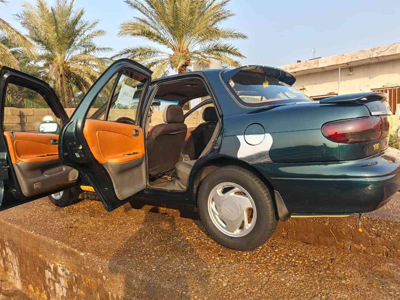 سلام عليكم الله مصلي عل محمد والي محمد سياره حلوه حله من الصوره موديل 95سنويه صاقطه صار شهر ونص بدون خياسات تحويل مباشر سياره بلدروز سعر السياره 37محرك مفتوح كير عادي هاذه رقمي  الحب يتصل ***********
