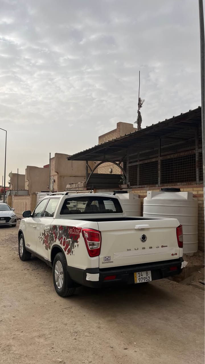 🔻سلام عليكم 
🔻للبيع بيك ام كوري
🔻كراند موسو 2022

🔸المواصفات 🔸
1 تحكم بلدبل فورويل + تو ويل
2 حساسات امامي + خلفي 
3 تبريد قطعتين
4 العينه شاشه 
5 نظام ايكو الاقتصادي 
6 لايت ضباب خلفي

🔻سنويه باسمي مو باسم شركة فقط وكالة  باقي 2 سنوات يكمل القسط استقطاع الاكتروني 

🔻رقم البصرة الجديد 
🔻محرك 2000
🔻ماشية 67 الف كيلو 

🔻سيارة كفالة عامه ماعده بارد شي بسيط 

🔻 سيارة مبدل بيها بستم صارلي سنتين بسبب البانزين ترايك وين ماتريد 

🔻 سيارة كوري كوري كوري 🇰🇷 وليس صيني 

🔻 رجاءا المو شراي لايتصل ويتعب روحه 

🔻 بيع او مراوس 

🔻 سعر 165 وبيه مجال للشراي فقط فقط ⁉️

🔹 رقم الهاتف ( *********** ) البصرة, العراق
