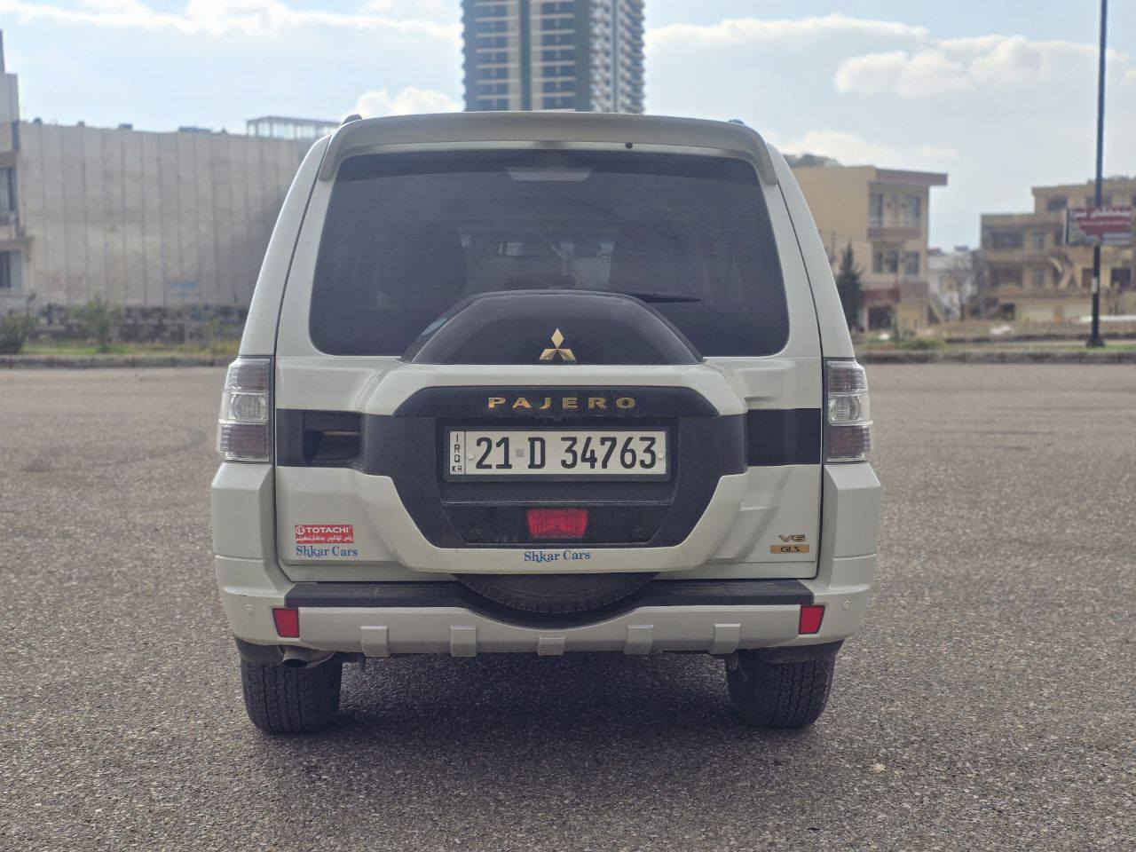 پاجیرۆ 2018 

63 هەزار ڕۆشتووە 6 بستۆن مەکینەی 3.0 

 مواسەفاتەکانی ( ناو زەردە ، سلایتە ، سەلاجەیە ، شاشەیە ، کامێرایە ، حاسەی دواوەیە ، بلاجیکتۆرە ، زینۆنە ، لایتی پێشەوە لیدە ، تەحدید سورعەیە ، دەبڵ گێڕە و دەبڵ ئەکسلە 4x4 , تەبرید مەرکەزیە و نیزام سپلێتە ، دژە خلیسکی بەفرە )

سەیارەکە سپییە و گێڕ و مەکینە و هەموو شتێکی بەشەرتە  سەیارەکە زۆر جوان و تازە ماوەتەوە سەیارەی ماڵی خۆمانە و هی مەعرەز نییە 4 تایەی تازەی لە ژێرایە و یەک بست بۆیاخی لای چەمەلەخی سەکنی هەیە بێ ناو گرتن سەنەوی و هەموو شتێکی مەزبووتەو بێ کێشەیە 

شوێن سلێمانی 

0770 104 3174
 ڤایبەر واتسئەپی لەسەرە  

نرخ 207 وەرەقە و مەجالێکی کەم السليمانية, العراق
