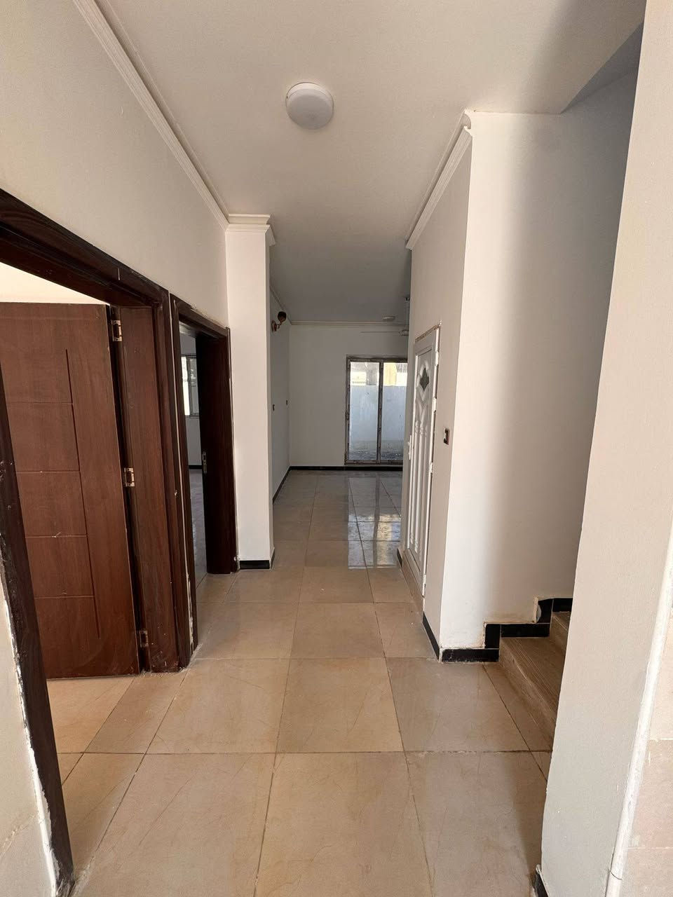 ⭕ .اعلان . دار للبيع مطلوب 80 مليون 
 المساحة 200متر
ط١(إستقبال+ مطبخ + صاله + غرفه + صحيات عدد2 )
ط٢(غرفتين + صحيات + سطح )
 مجمع لؤلؤة ساوة السكني مقابل المستشفى الالماني  بداية المجمع . غير مسكون وبسعر انسب من سعرالشركة 
(استلام جديد .مفحوص الماء والكهرباء والمجاري) 
 قريب البوابة الرئيسية والخدمات ( المربع المقابل المستشفى الالماني) 
من فئه (D) مطلوب /80 مليون للمصرف 
التسديد الشهري /644 الف لمدة (12 سنة) 
السعر يصلكم على بريدكم الخاص📨 من خلال تعليقاتكم 
 ٠٠٠٠٠٠٠٠٠٠٠٠٠٠٠٠٠٠٠
للأستفساراكثر  يرجى زيارة مكتب عقارات اليزن الكائن في منطقة ال باني مجاور اسواق الكفيل او الاتصال على 
*********** واتس  .  *********** 📞
👇
تابعونا لتصلكم كافة العروض 🤝
