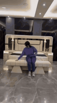 مفاجأة مفاجأة مفاجأة مفاجأة مفاجأة مفاجأة. يعلن معمل ومعرض المنيوم الجوادين البيع بالقسط وبدون فوائد على شكل ذفعات وحسب الاتفاق بيبان ألمنيوم وشبابيك المنيوم ودرج المنيوم ومطباخ المنيوم وغرف نوم تركيه *تم تفريغ*

*موديل   بيريهان      المودرن*

*11 قطع             360سم كنتور*

*- ضهر بلوك*

*- برغي وچوي حديد** 

*سري. مخزن جك* 

*صبغ حراري* *
العنوان بغداد جسر ديالئ القديم مقابيل شارع ٦٠ موبيل *********** وستاب ***********
