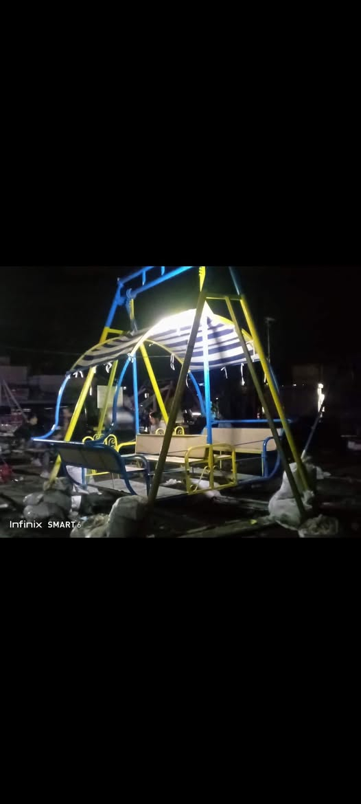 للبيع مرجوحة 24 راكب مرجوحة تفصيل نظيفة وماكنة ومتعوب عليها معها بابين و8 مقاعد خشب وشادر تواجد دمشق نهر عيشة
للتواصل 
0996518964


**إذا كنت صاحب هذا الإعلان وتريد حذفه لأي سبب، رجاءا أرسل رسالة إلى الدعم الفني**