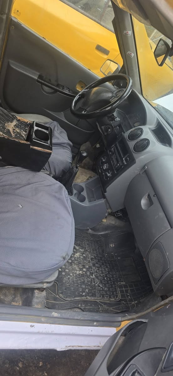 *********** السلام عليكم سايبه 2012 بيع او مراوس بسياره خصوصيه
