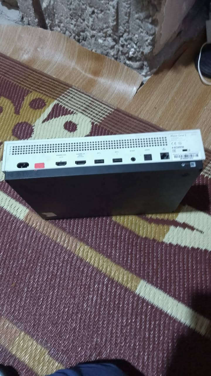 سلام عليكم شباب Xbox one s نضافه 100/90 وياه جوستك وحده ولعبه وحده فورزه هرايزن 3 سعر500 جهاز نضيف ولو مامحتاج مابيعه   هاذ رقم صاحب البلي ***********
مكلف بنشر
