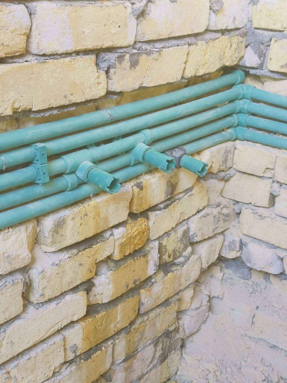 سلام عليكم للتأسيسات الصحيه ماء ومجاري متفرغ حاليا بابل الهاشميه ***********
