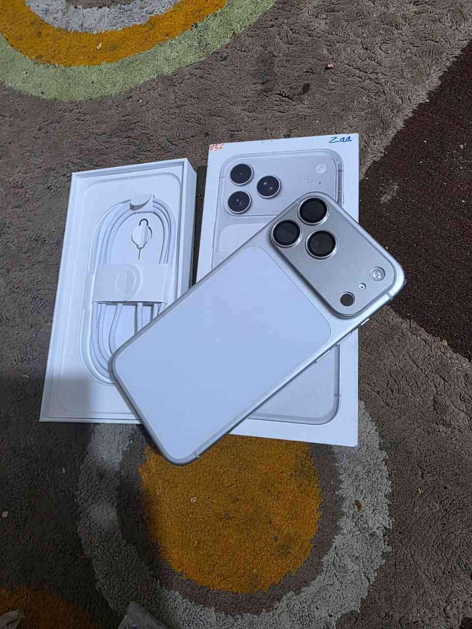 السلام عليكم نقال ايفون 17برو ماكس ذاكرة 256 كامل ملحقات شريحة البطارية 100 مشحون 40 مرة شرق اوسط السعر مليون و950 مكاني البصرة القبلة للمراسل ***********
