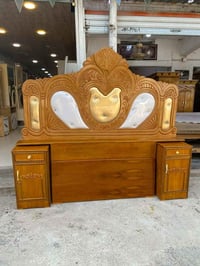 سرير • أثاث • ديكور