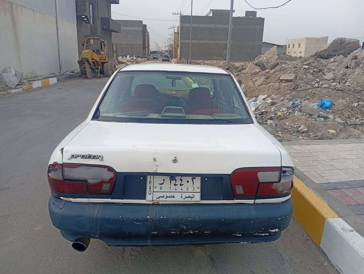 سلام عليكم
سياره براتون 2002
مكينه وكير كورلا شرط
رقم بصره لوحات انكليزي كاملات بس تروح تستلمهن 
السعر 25 وبيها مجال 
استفسار ***********
مكان ذي قار 
راعيها ب ذي قار
